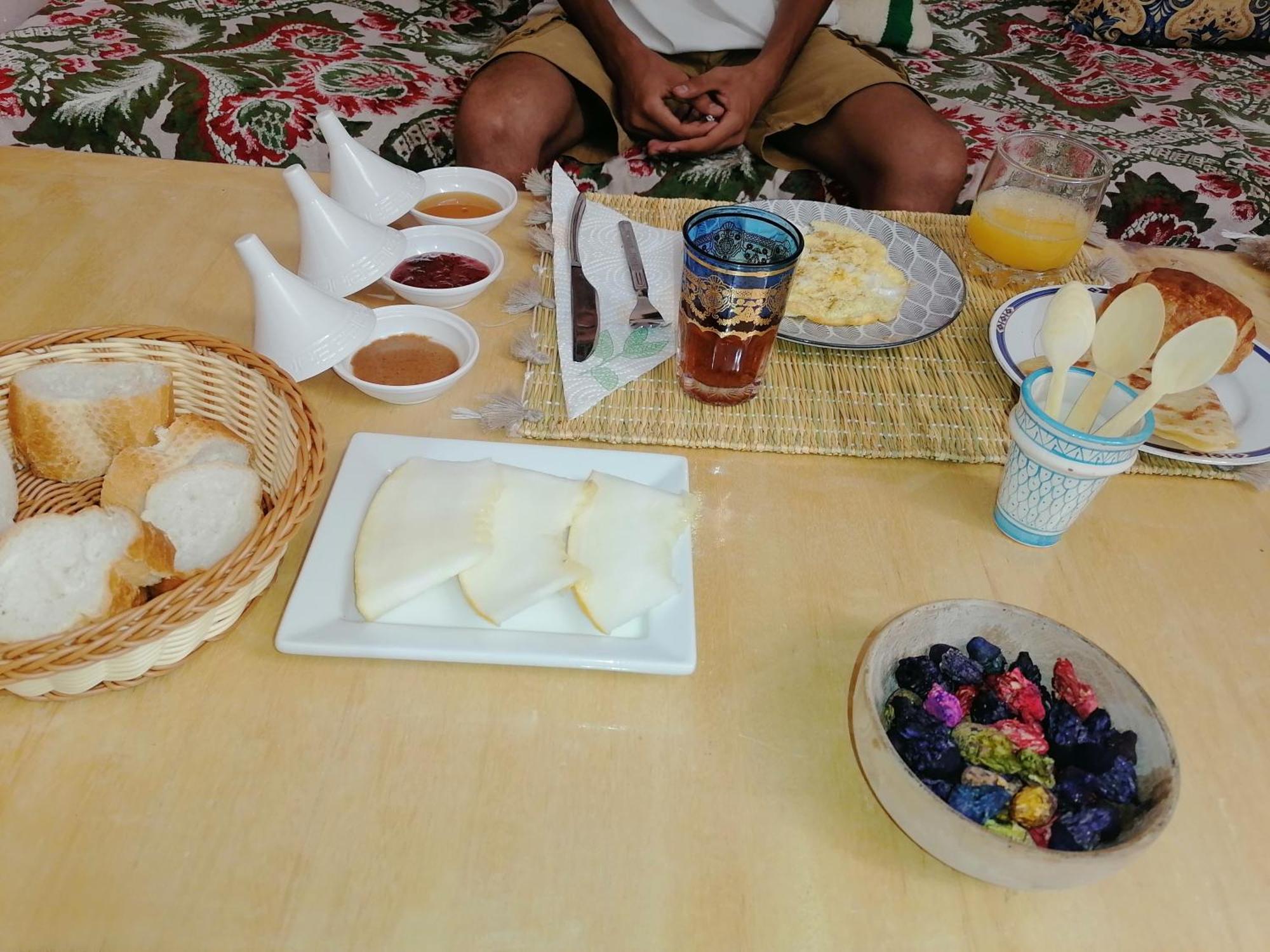 Riad Dar Sahrawi Marrakesh Buitenkant foto